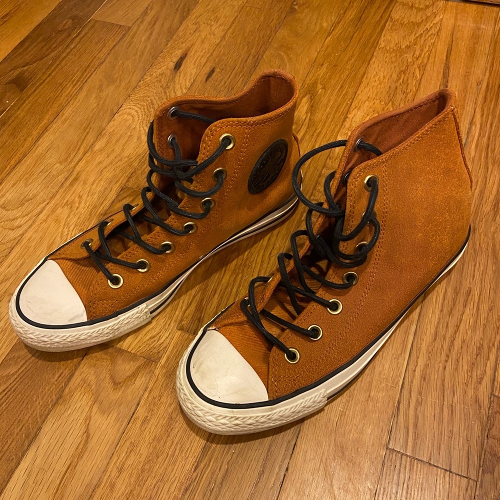 COPY - Leather high top converse